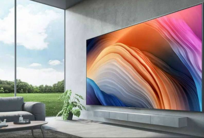 Redmi 100 inç Smart TV fiyatı ile dikkat çekti 