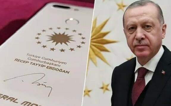 General Mobile Tayyip Erdoğan' a hediye telefon